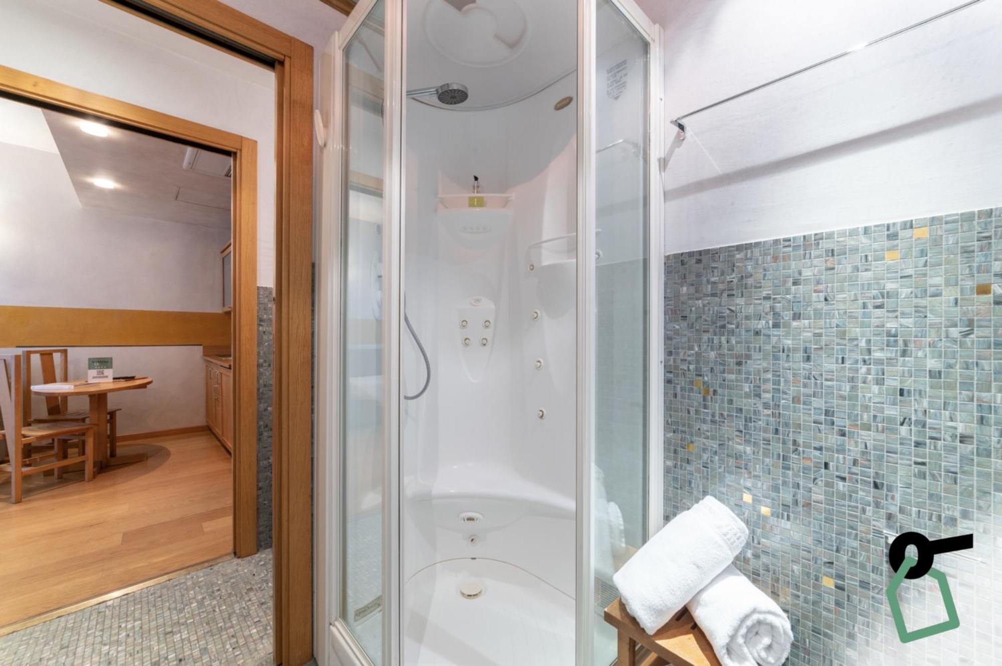 Hotiday Discovery - Residence Verona Luaran gambar
