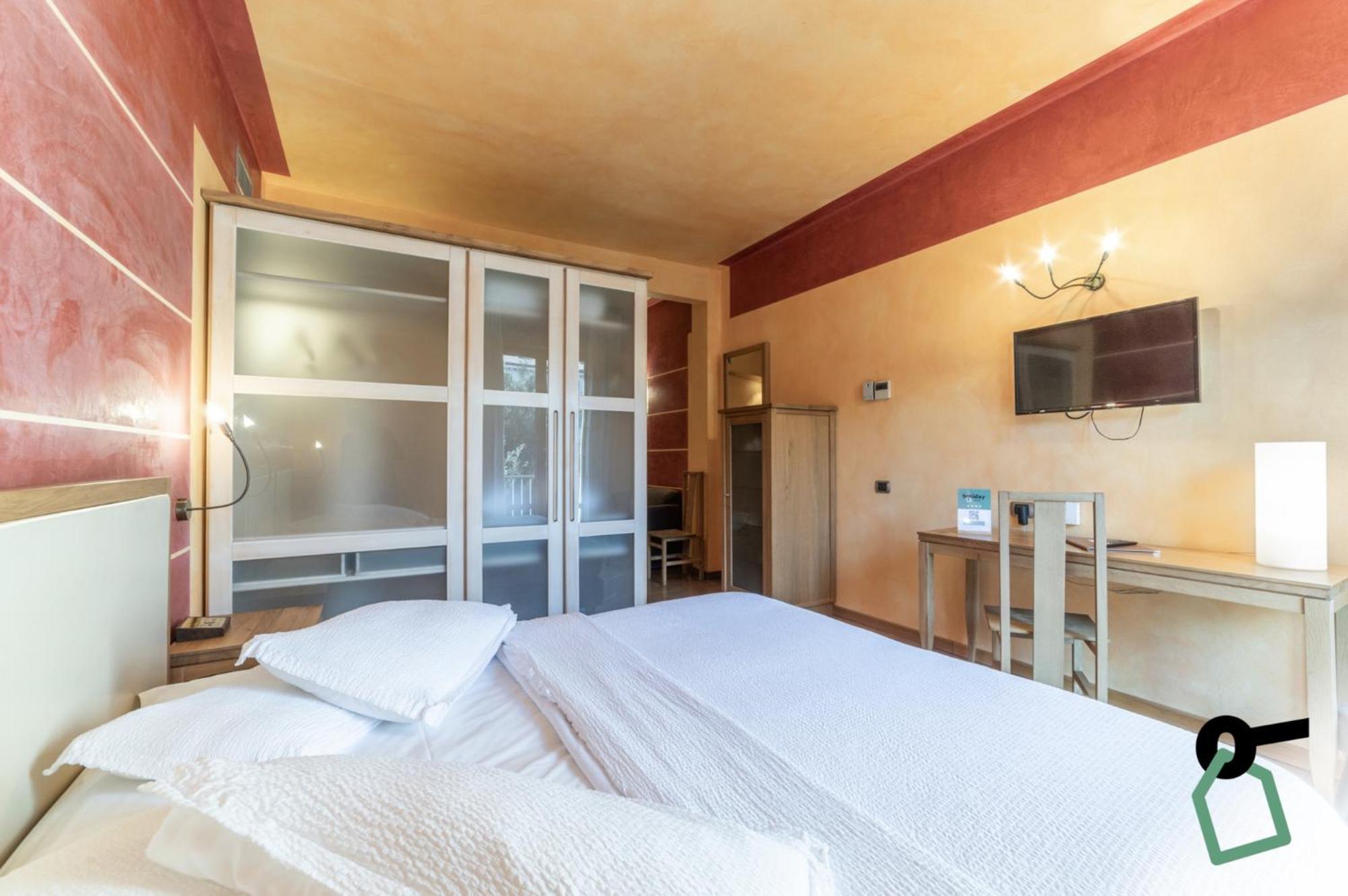 Hotiday Discovery - Residence Verona Luaran gambar